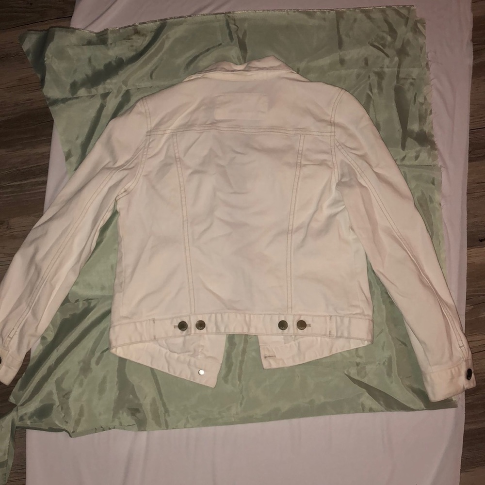 White jean jacket - Picture 2 of 3